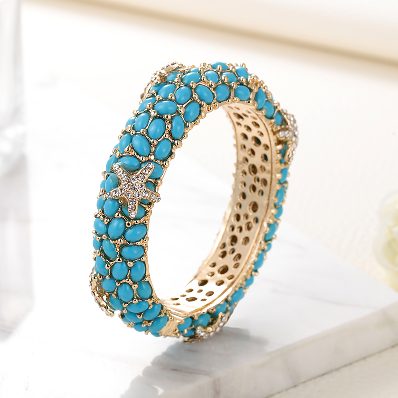 Sally's Paradise Christmas gif - Paradise Jewelry & Watches Llc Photos recension och pris