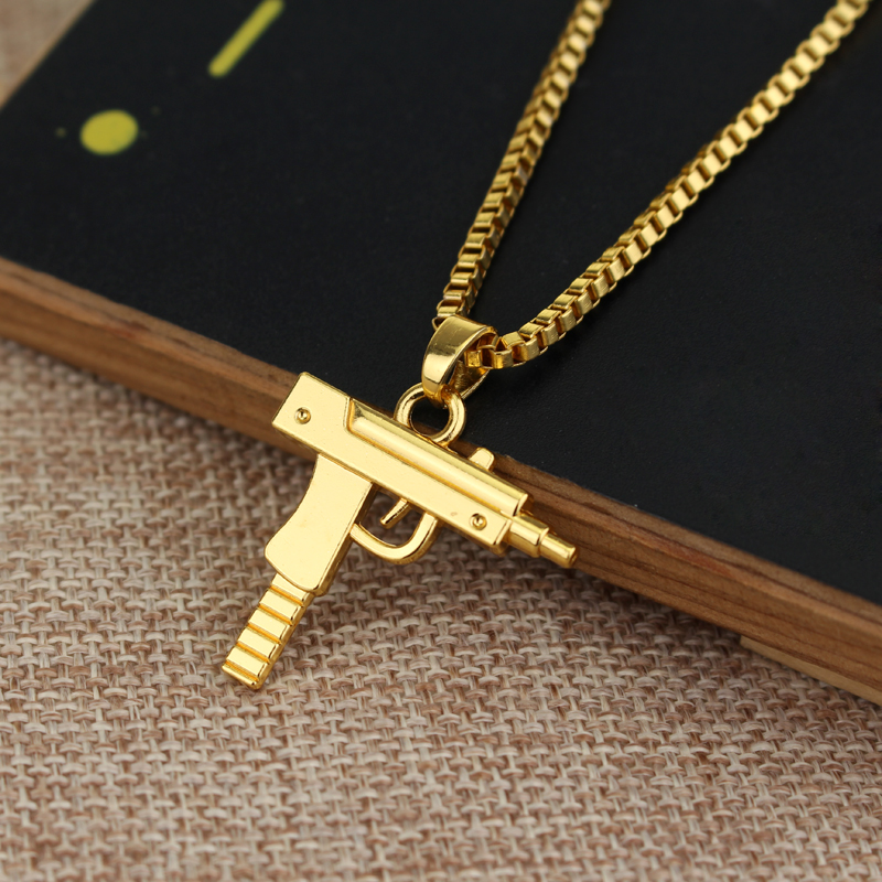 Trendy Uzi Gun Shaped Pendant  - Hip Hop Chain Necklace recension och pris